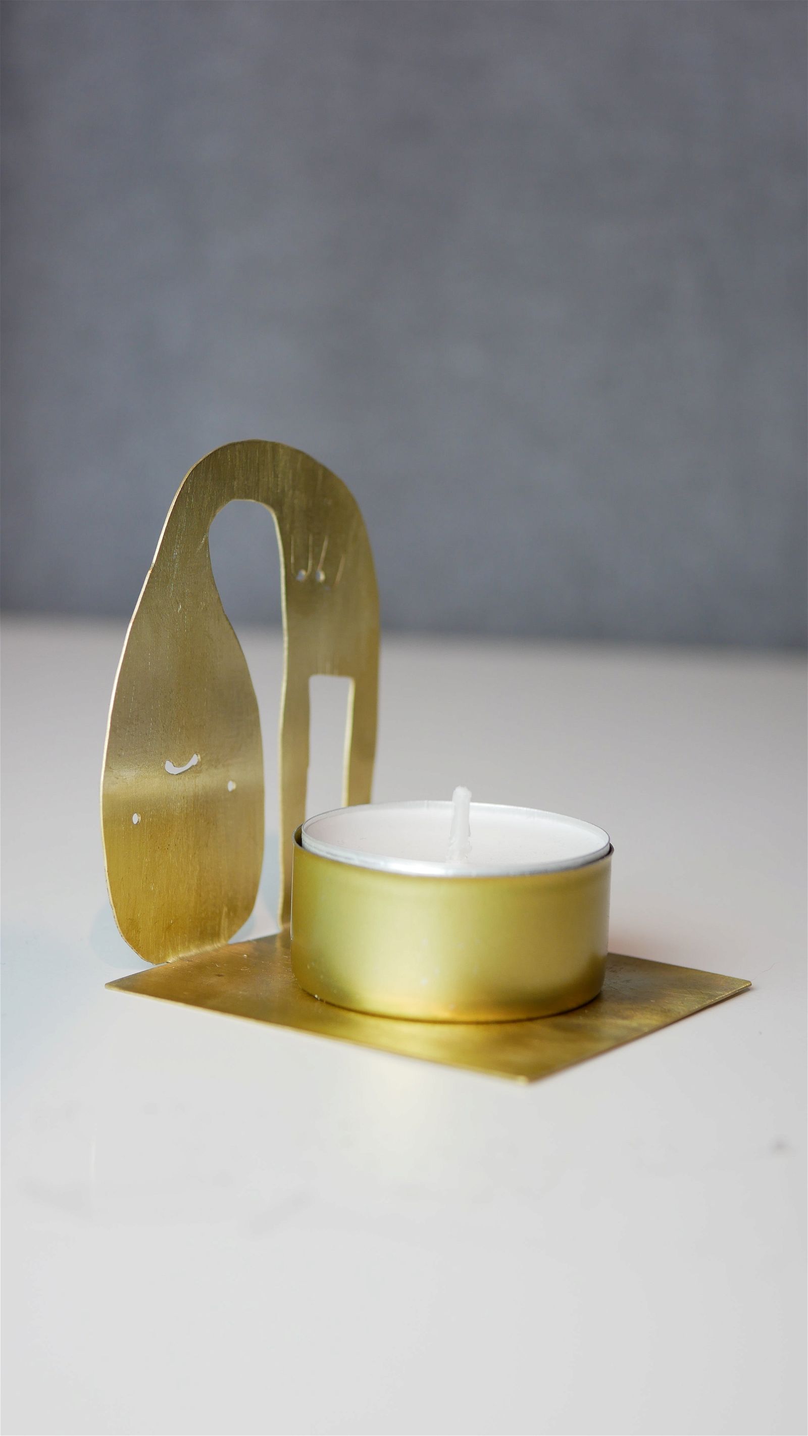 Tänker för mycket - Värmeljushållare i mässing -