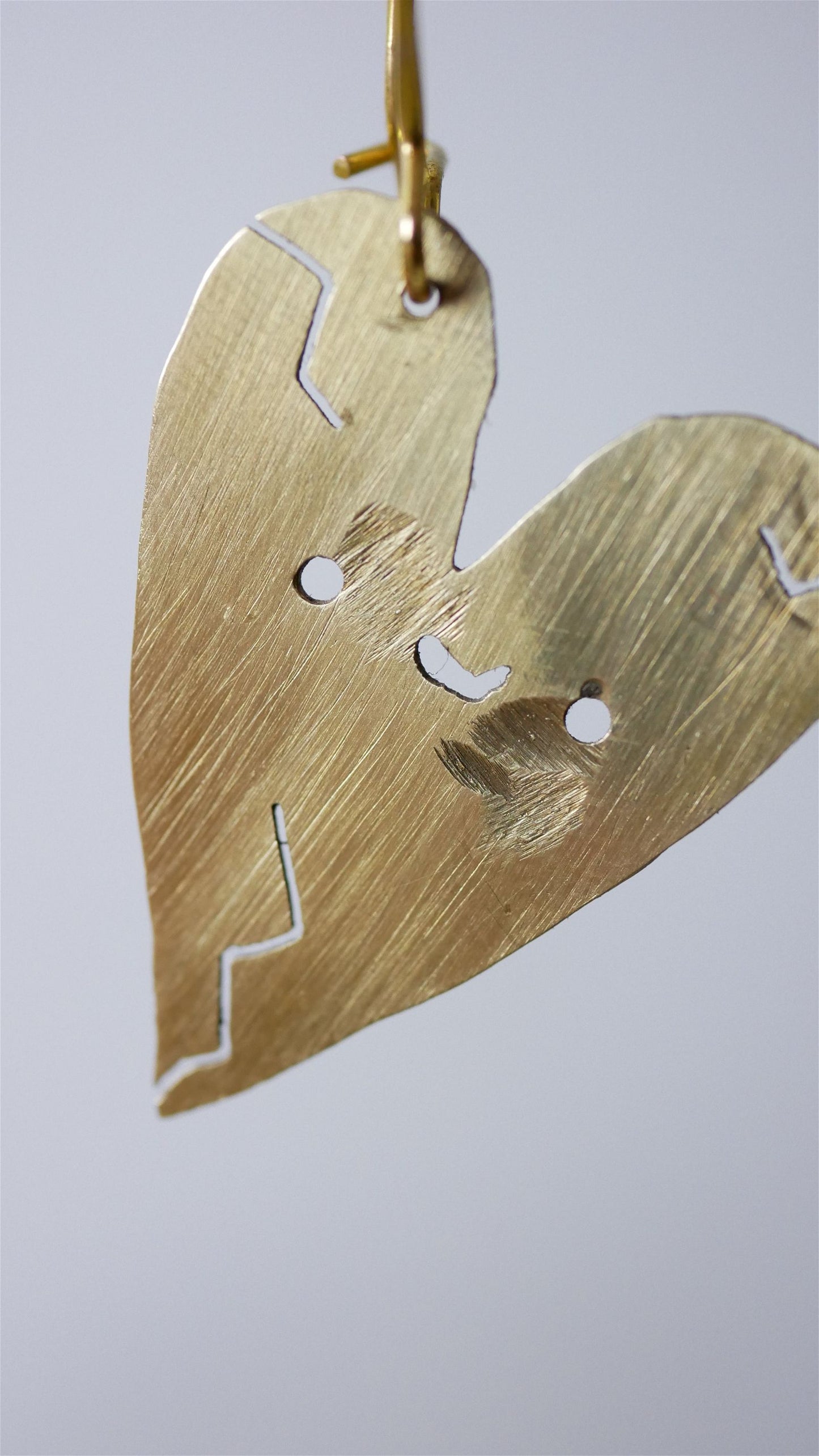 Trasig men glad ändå -