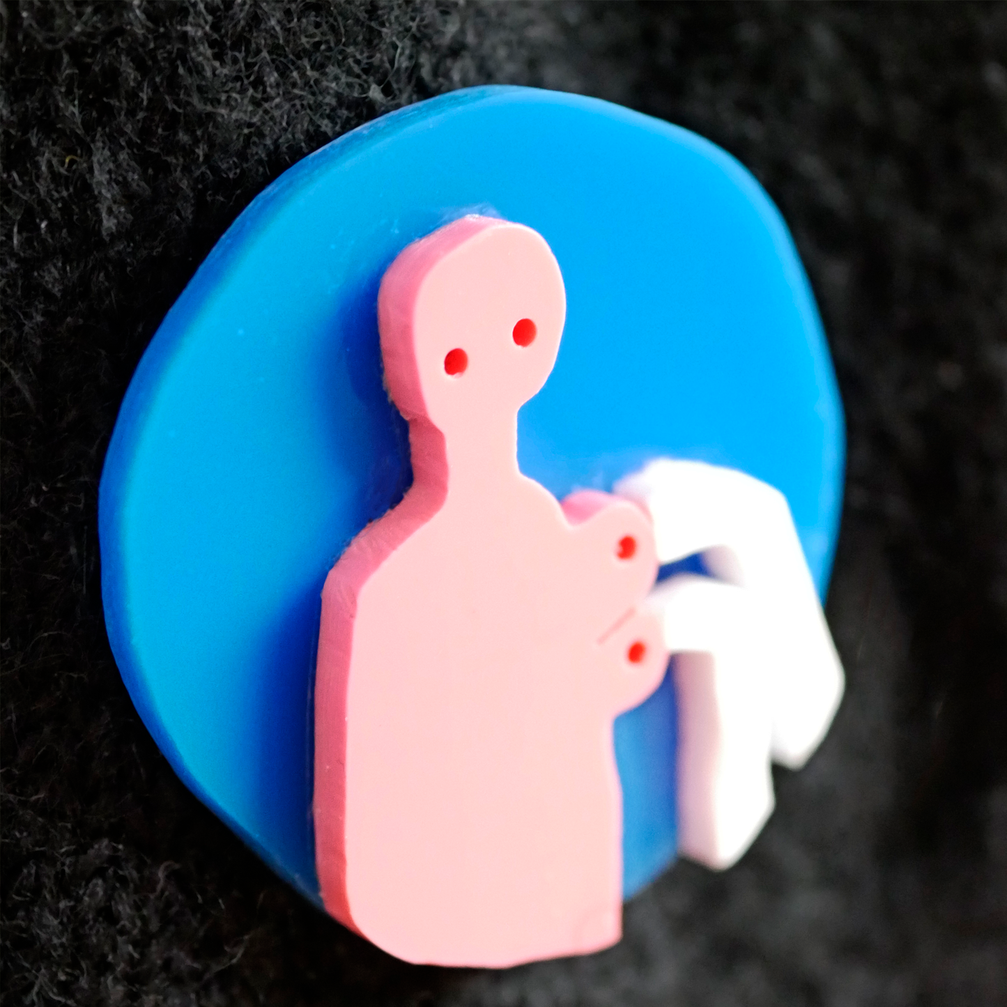 Milk fountain pin