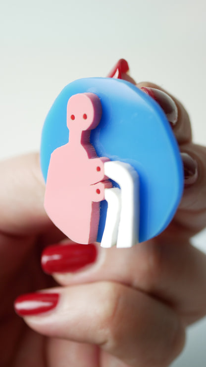 Milk fountain pin